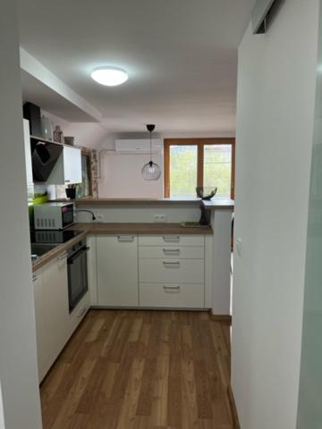 Apartma Ela Згорнье-Горье Экстерьер фото